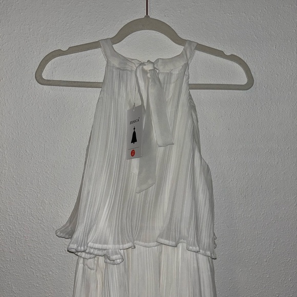 Halter Neck Ruffle Tiered Layered Chiffon Flowy Midi Dress - Picture 3 of 4